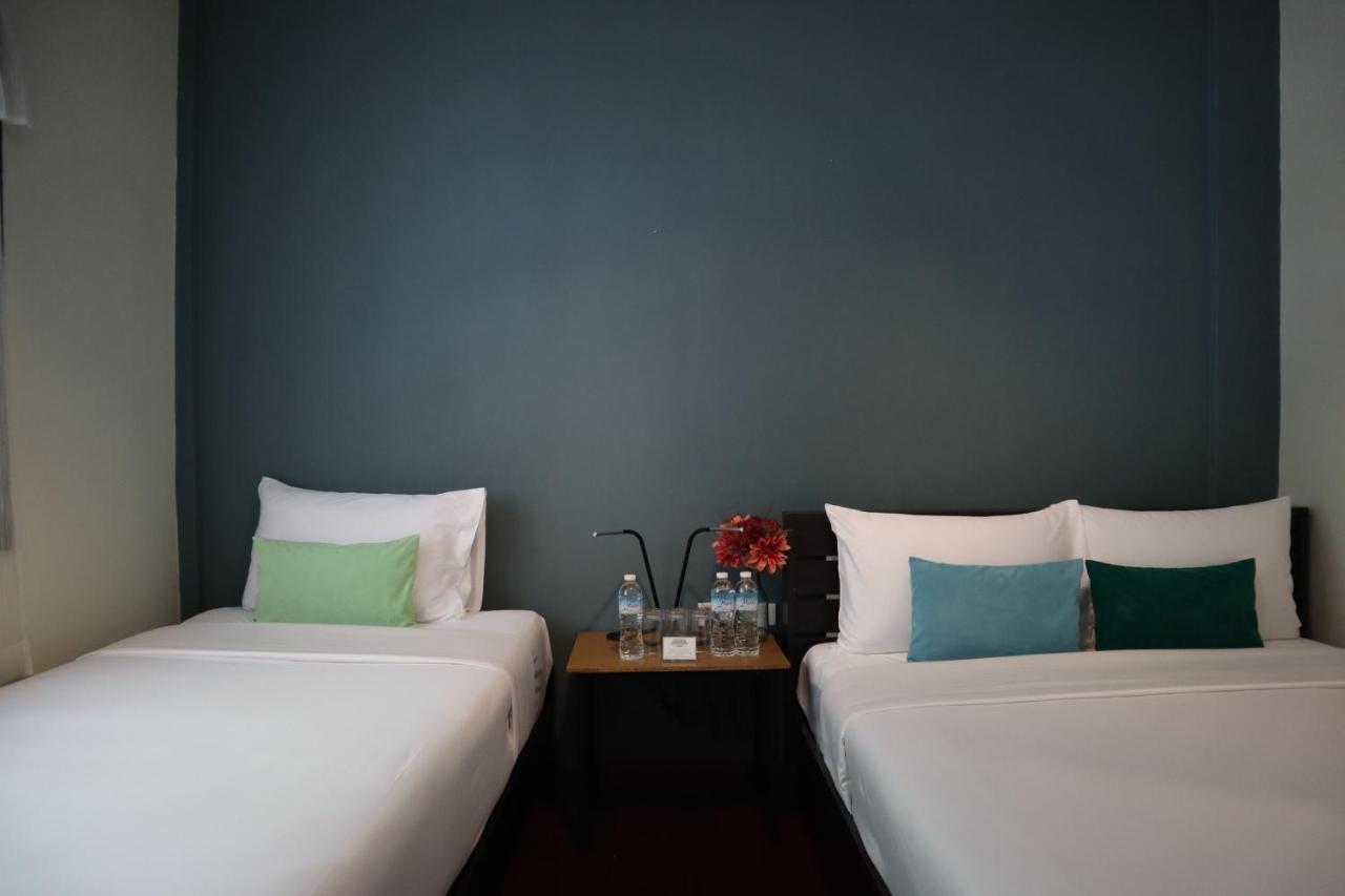 Baan Wangderm Hotel Bangkok Exterior photo